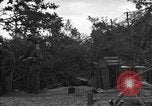 Standbild USA 127 Field Artillery Regiment Saint Lo Frankreich, 1944, aus Sekunde 61 historischem Filmmaterial Videoclip 65675051316