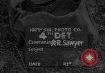 Standbild USA 127 Field Artillery Regiment Saint Lo Frankreich, 1944, aus Sekunde 4 historischem Filmmaterial Videoclip 65675051317
