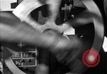 Standbild USA 127 Field Artillery Regiment Saint Lo Frankreich, 1944, aus Sekunde 35 historischem Filmmaterial Videoclip 65675051317
