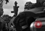 Standbild USA 127 Field Artillery Regiment Saint Lo Frankreich, 1944, aus Sekunde 56 historischem Filmmaterial Videoclip 65675051317