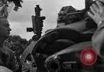 Standbild USA 127 Field Artillery Regiment Saint Lo Frankreich, 1944, aus Sekunde 57 historischem Filmmaterial Videoclip 65675051317