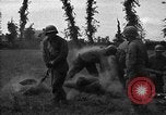 Standbild USA 87 Chemische Mörtel Bataillon Carentan Frankreich, 1944, aus Sekunde 19 historischem Filmmaterial Videoclip 65675051326