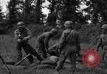 Standbild USA 87 Chemische Mörtel Bataillon Carentan Frankreich, 1944, aus Sekunde 30 historischem Filmmaterial Videoclip 65675051326