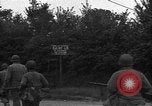 Standbild USA 35th Infantry Division Saint Lo Frankreich, 1944, aus Sekunde 10 historischem Filmmaterial Videoclip 65675051327