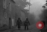 Standbild USA 35th Infantry Division Saint Lo Frankreich, 1944, aus Sekunde 58 historischem Filmmaterial Videoclip 65675051327