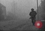 Standbild USA 35th Infantry Division Saint Lo Frankreich, 1944, aus Sekunde 26 historischem Filmmaterial Videoclip 65675051328