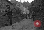 Standbild USA 35th Infantry Division Saint Lo Frankreich, 1944, aus Sekunde 41 historischem Filmmaterial Videoclip 65675051328