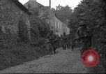 Standbild USA 35th Infantry Division Saint Lo Frankreich, 1944, aus Sekunde 45 historischem Filmmaterial Videoclip 65675051328