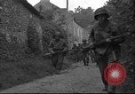 Standbild USA 35th Infantry Division Saint Lo Frankreich, 1944, aus Sekunde 48 historischem Filmmaterial Videoclip 65675051328