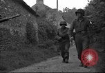 Standbild USA 35th Infantry Division Saint Lo Frankreich, 1944, aus Sekunde 55 historischem Filmmaterial Videoclip 65675051328