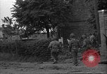 Standbild USA 35th Infantry Division Saint Lo Frankreich, 1944, aus Sekunde 45 historischem Filmmaterial Videoclip 65675051329
