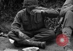 Standbild USA 35th Infantry Division Saint Lo Frankreich, 1944, aus Sekunde 37 historischem Filmmaterial Videoclip 65675051330