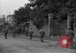 Standbild USA 35th Infantry Division Saint Lo Frankreich, 1944, aus Sekunde 9 historischem Filmmaterial Videoclip 65675051331