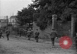 Standbild USA 35th Infantry Division Saint Lo Frankreich, 1944, aus Sekunde 12 historischem Filmmaterial Videoclip 65675051331
