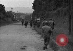 Standbild USA 35th Infantry Division Saint Lo Frankreich, 1944, aus Sekunde 13 historischem Filmmaterial Videoclip 65675051333