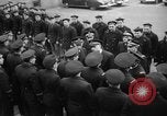 Immagine di French Naval officer Philadelphia Pennsylvania USA, 1951, secondo 4 filmato di repertorio 65675051348