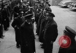 Immagine di French Naval officer Philadelphia Pennsylvania USA, 1951, secondo 20 filmato di repertorio 65675051348