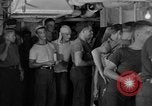 Standbild United States Navy Segler geniessen Eis Pazifik, 1954, aus Sekunde 3 historischem Filmmaterial Videoclip 65675051350