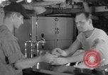 Standbild United States Navy Segler geniessen Eis Pazifik, 1954, aus Sekunde 22 historischem Filmmaterial Videoclip 65675051350