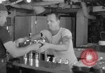 Standbild United States Navy Segler geniessen Eis Pazifik, 1954, aus Sekunde 28 historischem Filmmaterial Videoclip 65675051350