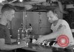 Standbild United States Navy Segler geniessen Eis Pazifik, 1954, aus Sekunde 43 historischem Filmmaterial Videoclip 65675051350