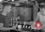 Standbild United States Navy Segler geniessen Eis Pazifik, 1954, aus Sekunde 48 historischem Filmmaterial Videoclip 65675051350