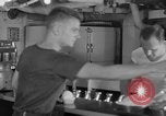 Standbild United States Navy Segler geniessen Eis Pazifik, 1954, aus Sekunde 50 historischem Filmmaterial Videoclip 65675051350