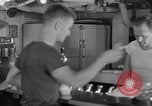 Standbild United States Navy Segler geniessen Eis Pazifik, 1954, aus Sekunde 52 historischem Filmmaterial Videoclip 65675051350