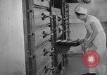 Standbild USA Schiff Pazifik, 1954, aus Sekunde 47 historischem Filmmaterial Videoclip 65675051351