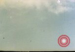 Immagine di USS Hancock colpito da kamikaze Oceano Pacifico, 1944, secondo 10 filmato di repertorio 65675051362