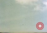 Immagine di USS Hancock colpito da kamikaze Oceano Pacifico, 1944, secondo 13 filmato di repertorio 65675051362