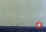 Immagine di USS Hancock colpito da kamikaze Oceano Pacifico, 1944, secondo 18 filmato di repertorio 65675051362