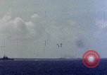 Immagine di USS Hancock colpito da kamikaze Oceano Pacifico, 1944, secondo 42 filmato di repertorio 65675051362