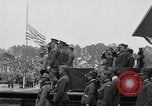 Standbild amerikanische Flagge Joinville Le Pont Frankreich, 1919, aus Sekunde 4 historischem Filmmaterial Videoclip 65675051378