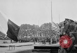 Standbild amerikanische Flagge Joinville Le Pont Frankreich, 1919, aus Sekunde 19 historischem Filmmaterial Videoclip 65675051378