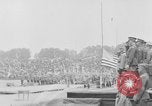 Standbild amerikanische Flagge Joinville Le Pont Frankreich, 1919, aus Sekunde 26 historischem Filmmaterial Videoclip 65675051378