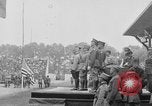 Standbild amerikanische Flagge Joinville Le Pont Frankreich, 1919, aus Sekunde 45 historischem Filmmaterial Videoclip 65675051378