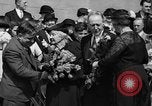 Standbild Muttertag New York United States USA, 1936, aus Sekunde 20 historischem Filmmaterial Videoclip 65675051379
