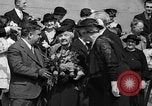 Standbild Muttertag New York United States USA, 1936, aus Sekunde 25 historischem Filmmaterial Videoclip 65675051379