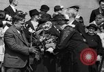 Standbild Muttertag New York United States USA, 1936, aus Sekunde 26 historischem Filmmaterial Videoclip 65675051379