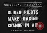Standbild Segelflugzeug Piloten Newport Beach California USA, 1936, aus Sekunde 5 historischem Filmmaterial Videoclip 65675051397