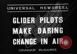 Standbild Segelflugzeug Piloten Newport Beach California USA, 1936, aus Sekunde 9 historischem Filmmaterial Videoclip 65675051397