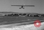 Standbild Segelflugzeug Piloten Newport Beach California USA, 1936, aus Sekunde 20 historischem Filmmaterial Videoclip 65675051397