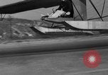 Standbild Segelflugzeug Piloten Newport Beach California USA, 1936, aus Sekunde 36 historischem Filmmaterial Videoclip 65675051397