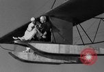 Standbild Segelflugzeug Piloten Newport Beach California USA, 1936, aus Sekunde 46 historischem Filmmaterial Videoclip 65675051397