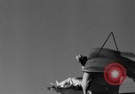 Standbild Segelflugzeug Piloten Newport Beach California USA, 1936, aus Sekunde 54 historischem Filmmaterial Videoclip 65675051397