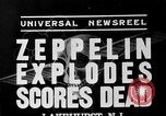 Standbild Luftschiff Hindenburg crash and burn Lakehurst New Jersey USA, 1937, aus Sekunde 13 historischem Filmmaterial Videoclip 65675051399