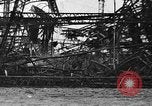 Standbild Luftschiff Hindenburg Lakehurst New Jersey USA, 1937, aus Sekunde 36 historischem Filmmaterial Videoclip 65675051400