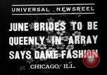 Immagine di Sfilata di moda Chicago Illinois USA, 1937, secondo 6 filmato di repertorio 65675051413