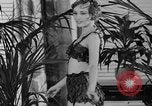 Immagine di Sfilata di moda Chicago Illinois USA, 1937, secondo 35 filmato di repertorio 65675051413